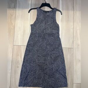 Bestselling Athleta Thera Santorini dress in blue print in size small.